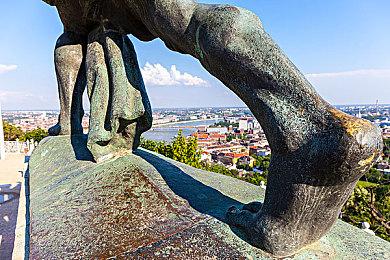 传PS5掌机Q-Lite今年11月发售 200美元左右